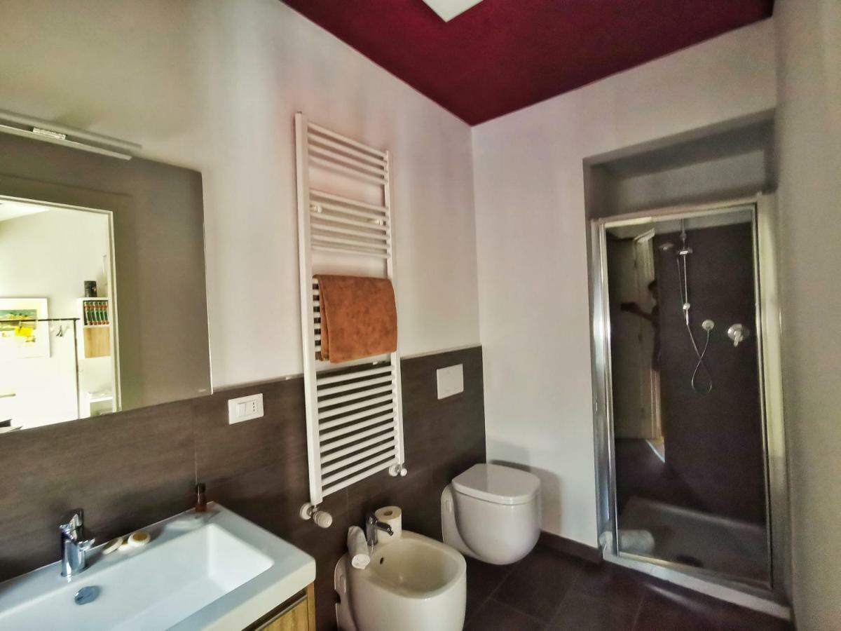 Regis B&B Appartamenti Centro Storico Chivasso Exteriör bild